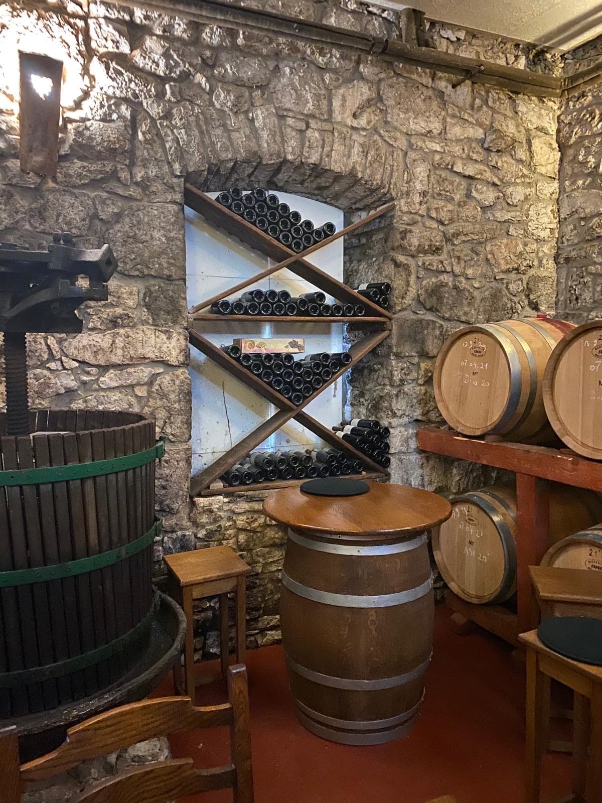 Wine & Oyster Tasting in Ston — photo 1